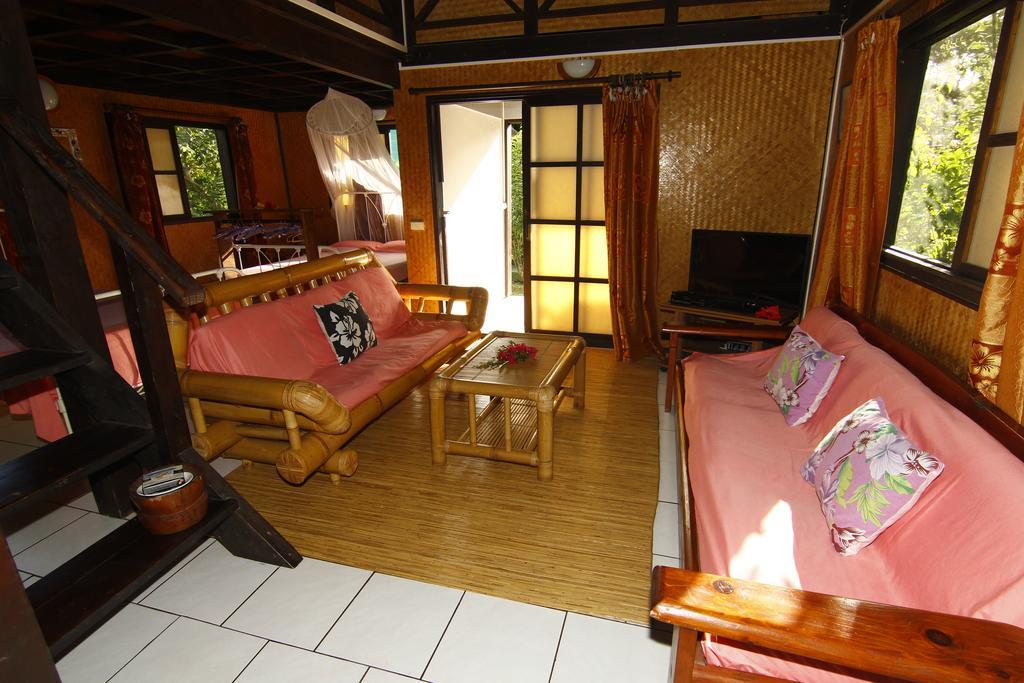 Pension Hibiscus Tahaa Uturoa Exterior photo