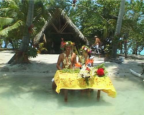 Pension Hibiscus Tahaa Uturoa Exterior photo
